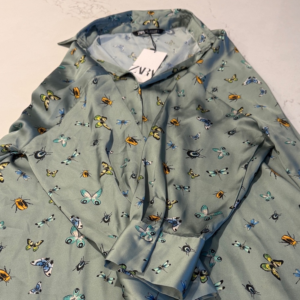 Zara green blouse with Butterfly Print - Picture 2 of 7